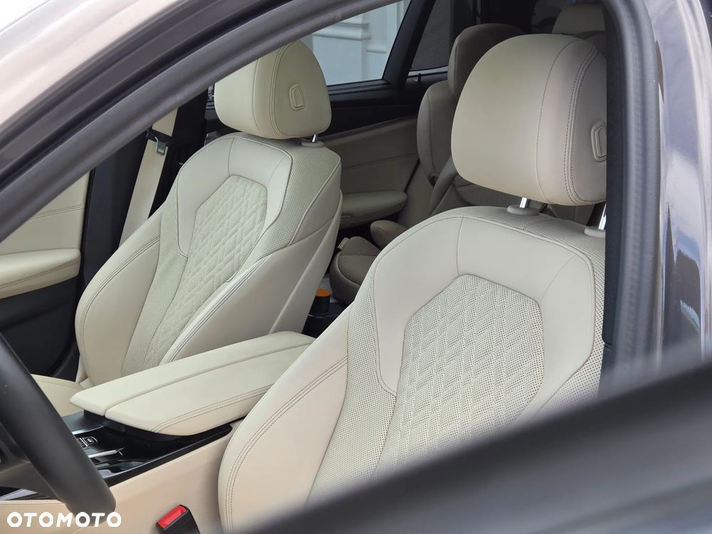 BMW Seria 5 520d xDrive mHEV sport - 15