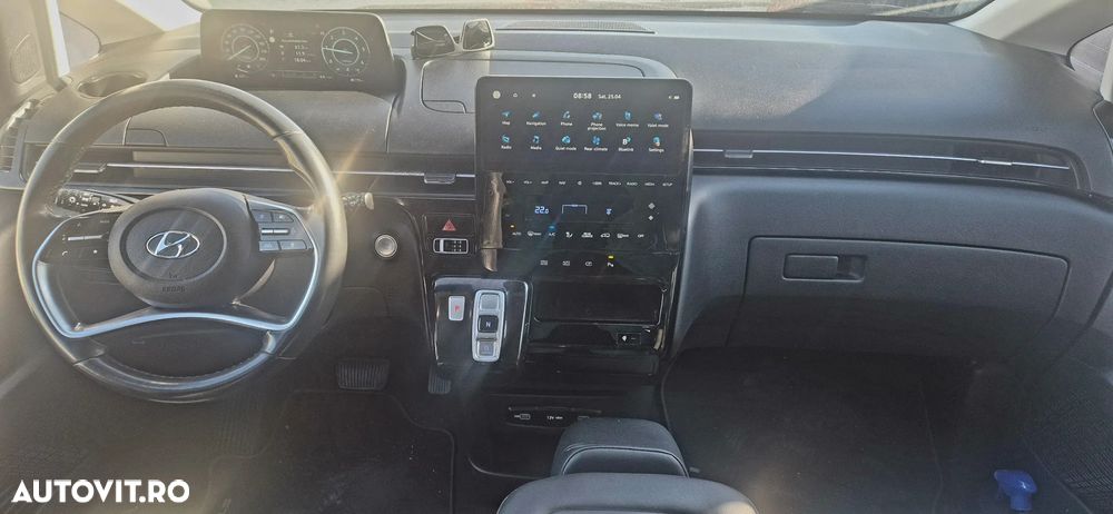 Hyundai Staria 2.2 CRDi Prime - 23