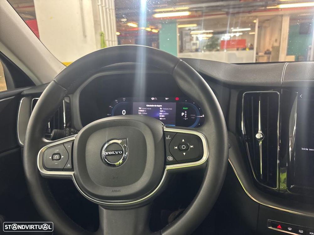 Volvo XC 60 2.0 T6 PHEV Inscription Expression AWD - 8