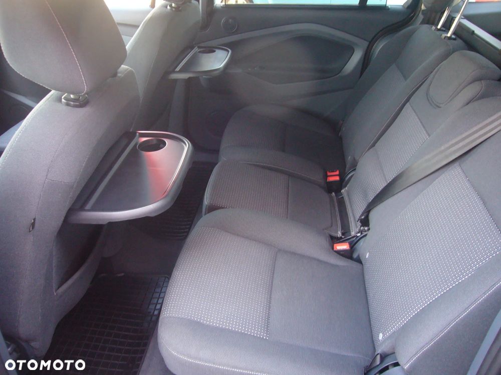 Ford Grand C-MAX 1.6 TDCi Edition - 13