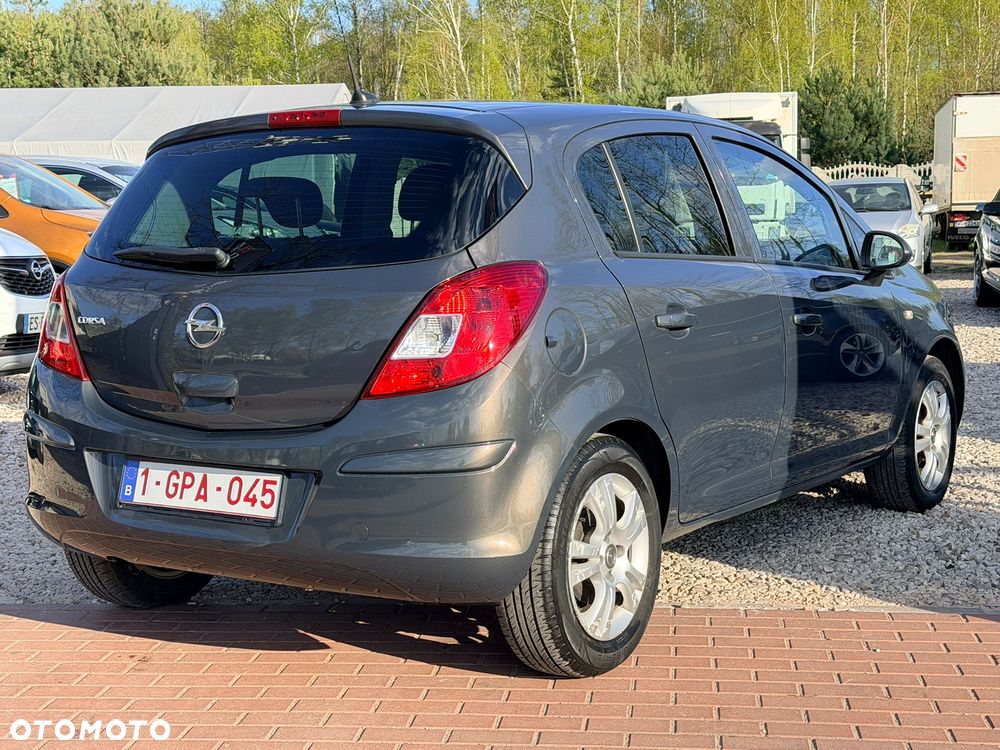Opel Corsa 1.4 Cosmo - 7