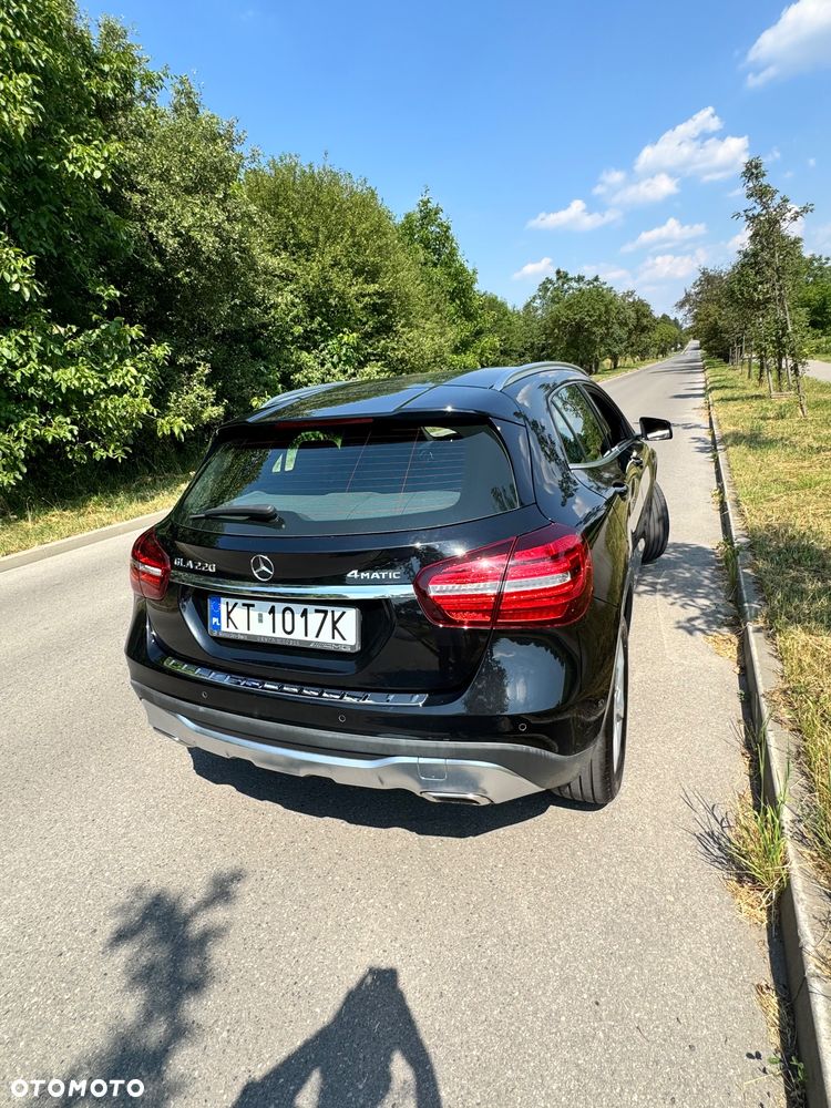 Mercedes-Benz GLA 220 4-Matic - 3