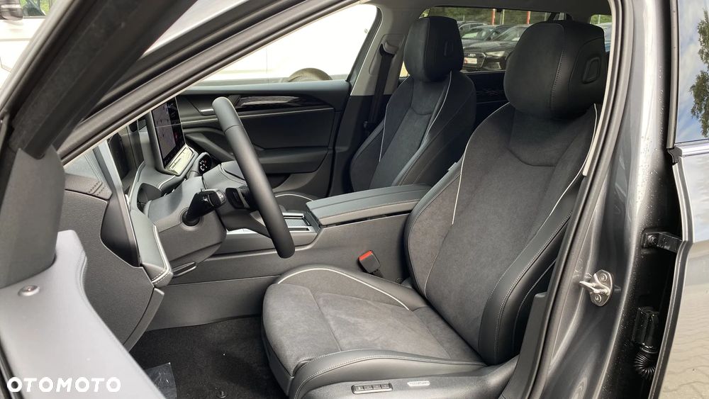 Volkswagen Passat 2.0 TSI Style DSG - 20