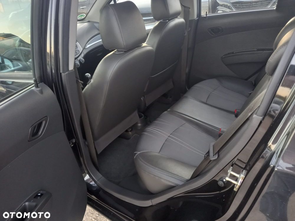 Chevrolet Spark 1.2 LT - 10