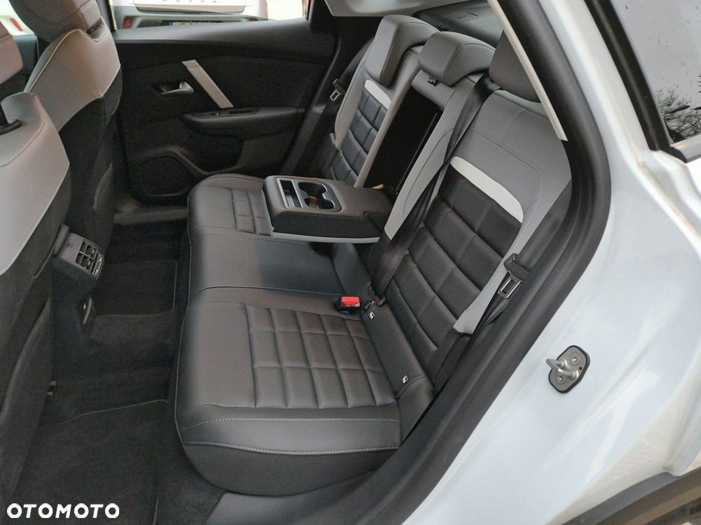 Citroën C4X - 10