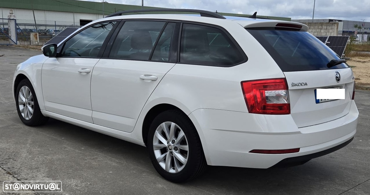 Skoda Octavia Break 1.6 TDi Business Line - 4