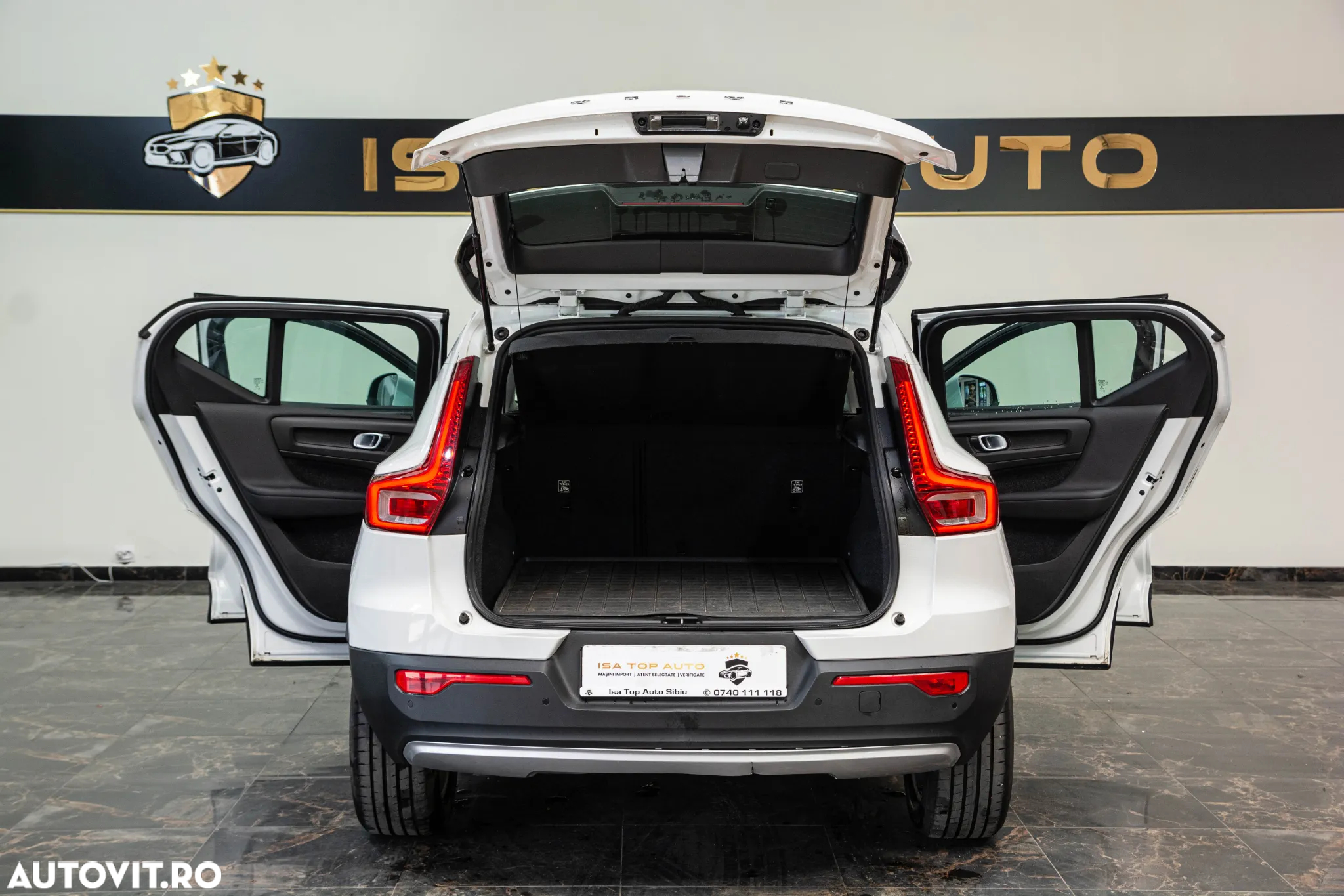 Volvo XC 40 D3 AWD Momentum - 3