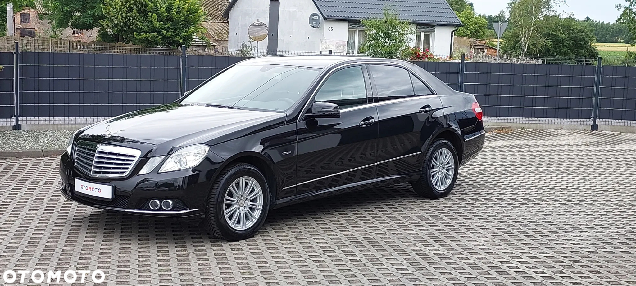Mercedes-Benz Klasa E - 15