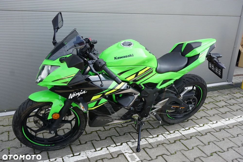 Kawasaki Ninja - 16