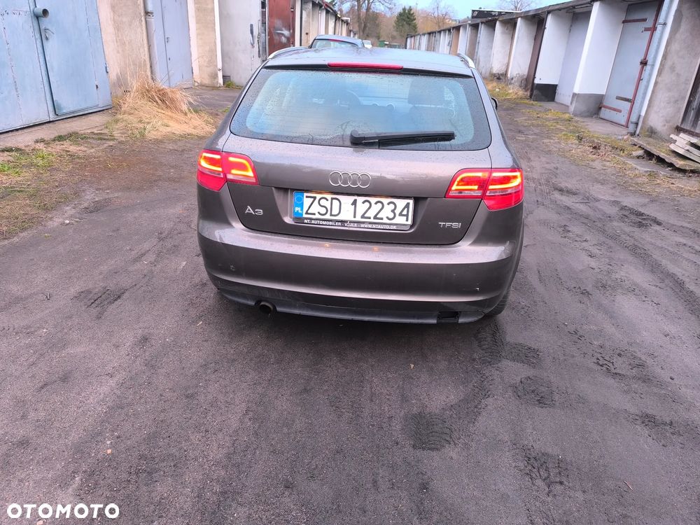Audi A3 Sportback - 2