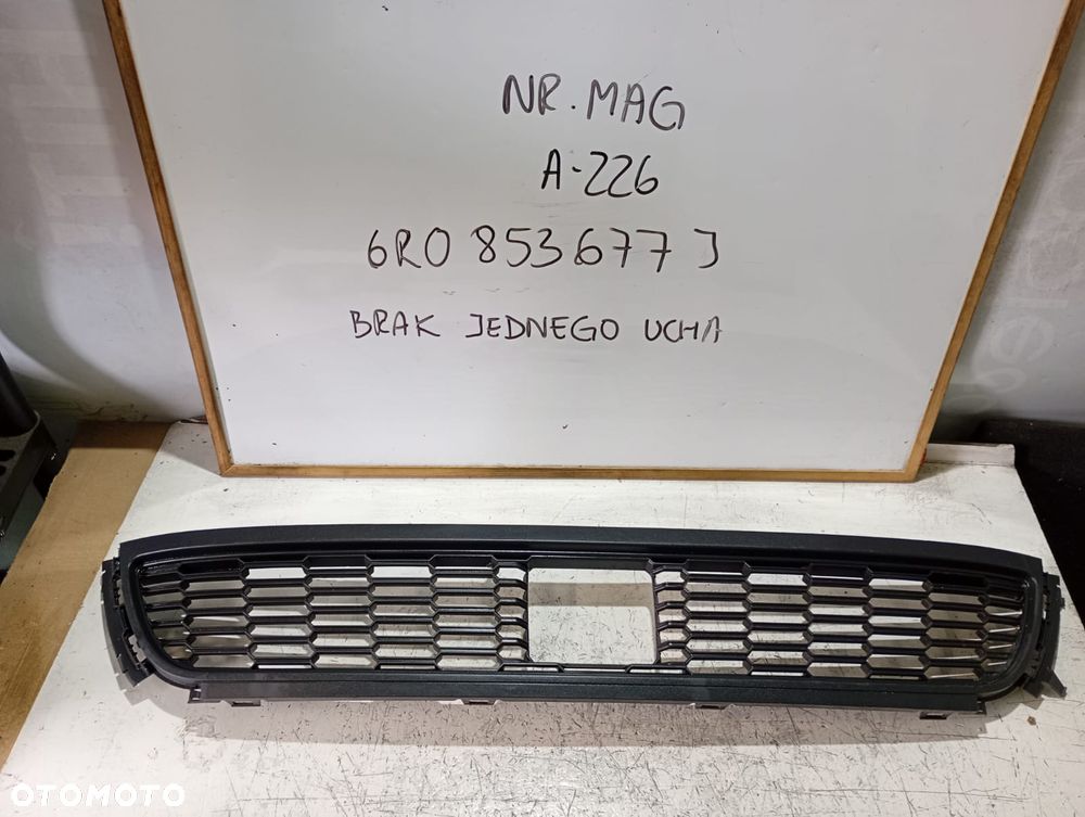 KRATKA ZDERZAKA ŚRODKOWA PRZÓD VW POLO V 6R 6R0853677J - 1