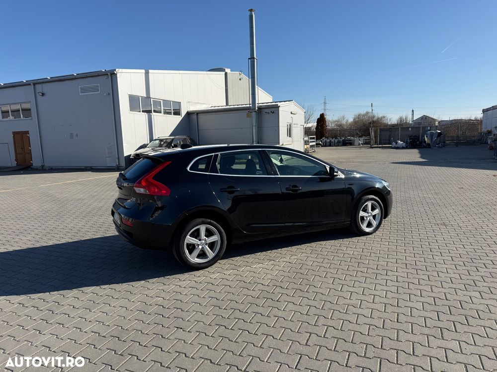 Volvo V40 D2 Summum - 4