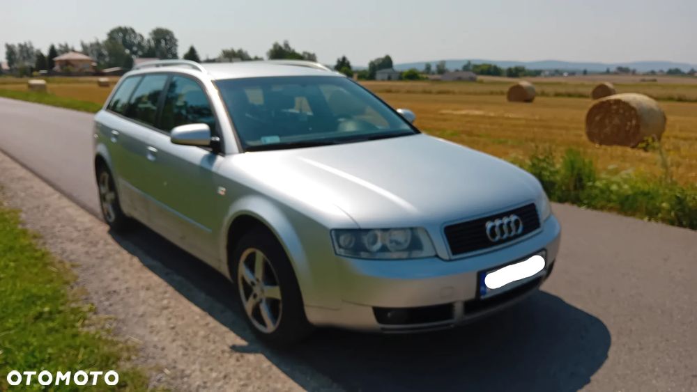 Audi A4 Avant - 4