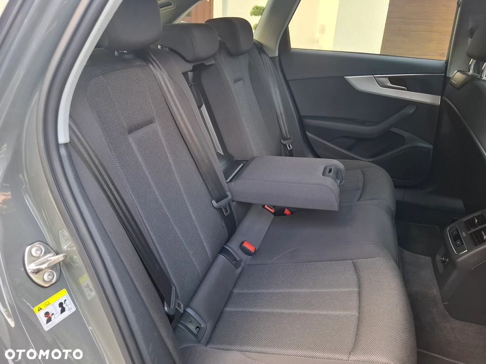 Audi A4 Avant 40 TDI quattro S tronic advanced - 19