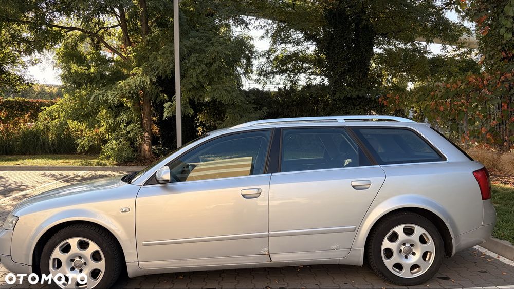 Audi A4 Avant - 4