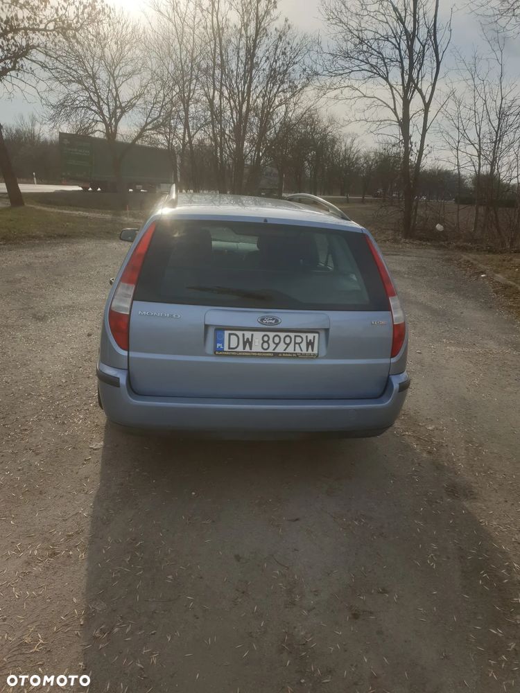 Ford Mondeo 2.0 TDCI Ambiente - 11