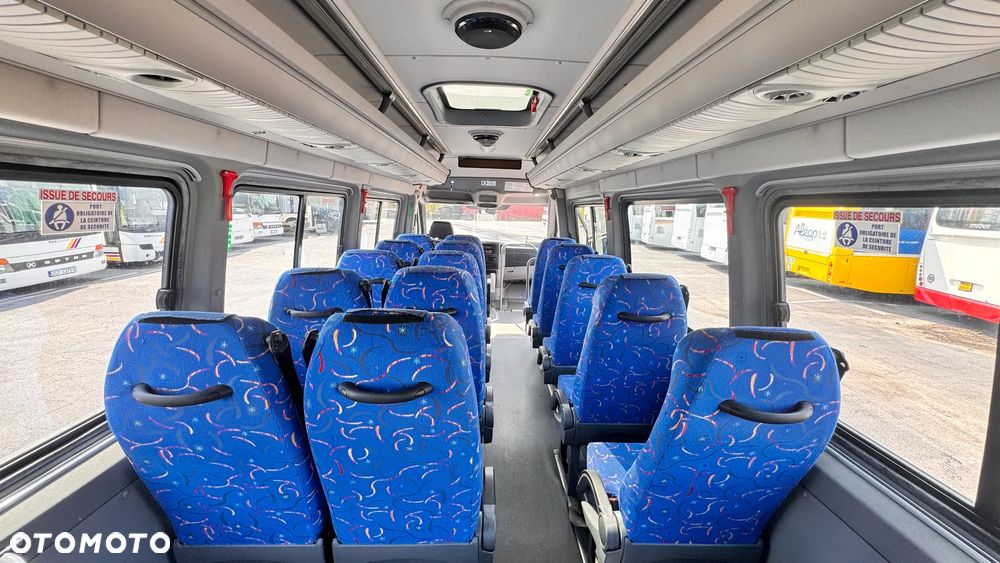 Volkswagen Crafter / 19 miejsca / klima / miejsce na wózek inwalidzki /EURO 6/ Cena:137000 zł netto - 11
