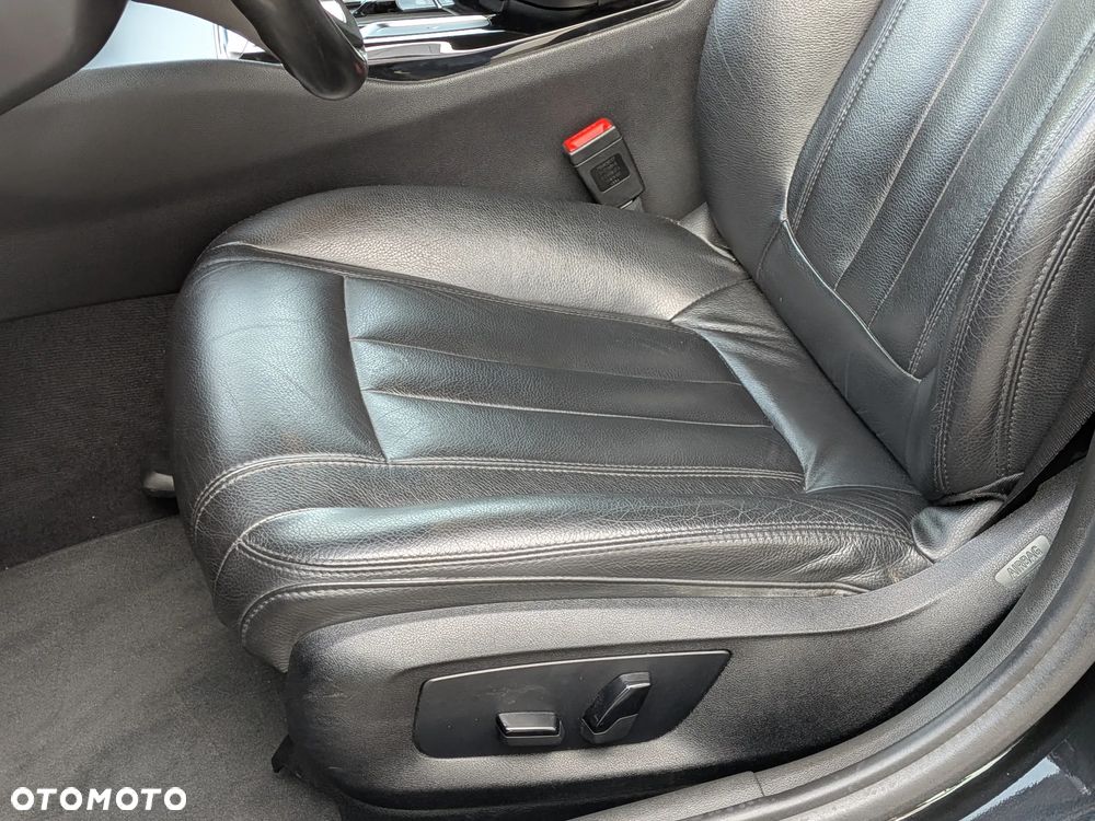 BMW Seria 5 520d - 23