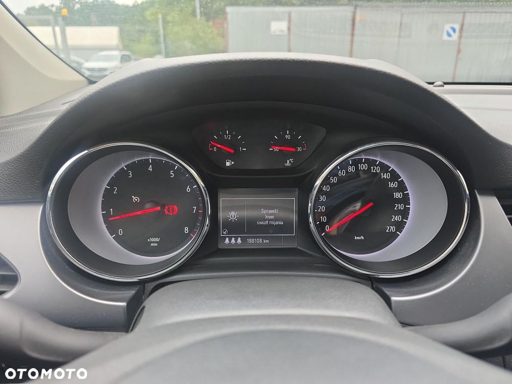 Opel Astra 1.4 T Enjoy - 12