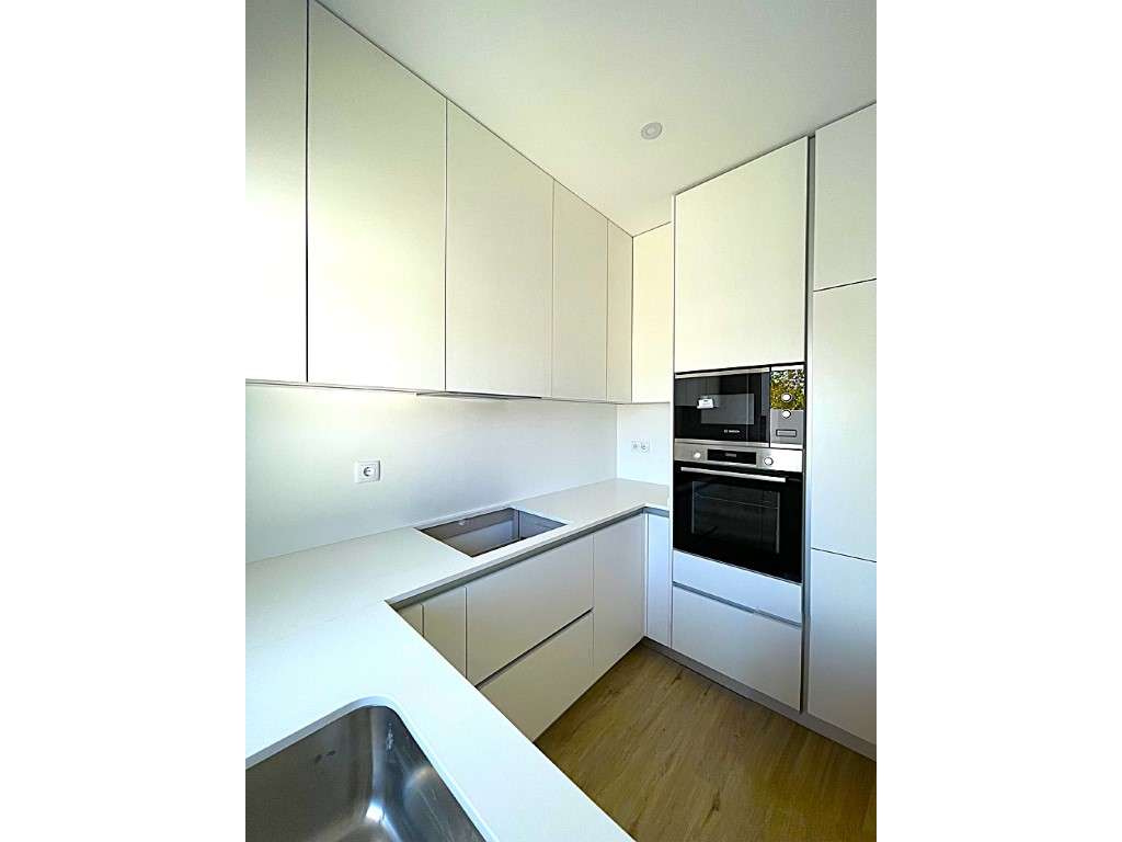 T2+1 a estrear junto à praia de Almograve - Grande imagem: 2/60