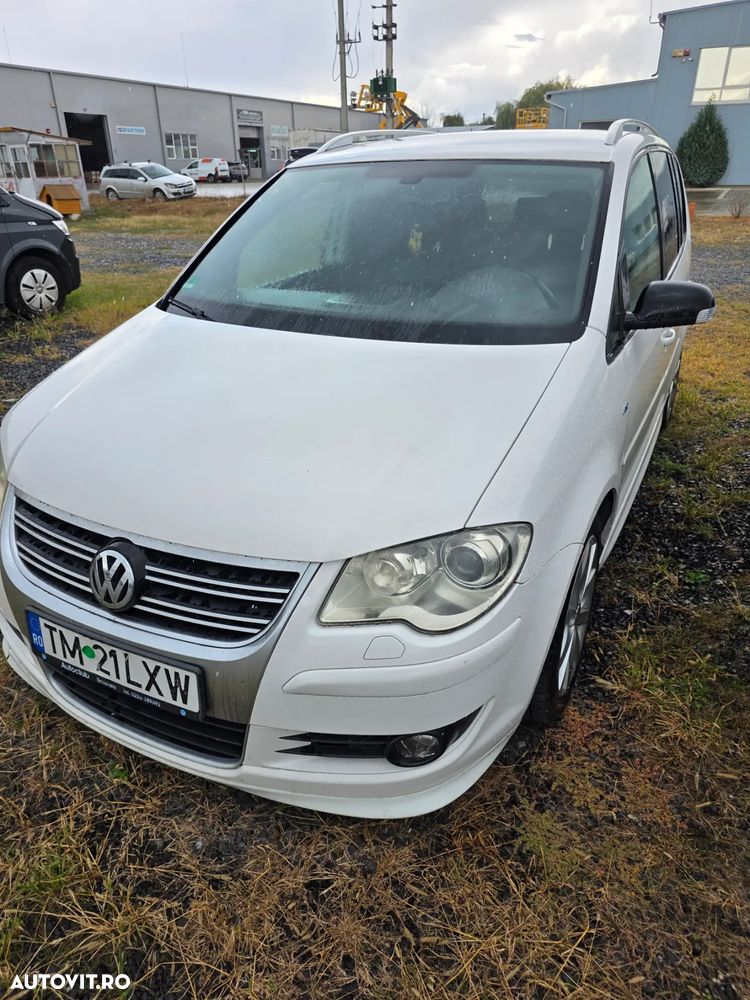 Volkswagen Touran 2.0 TDI Highline DSG - 2