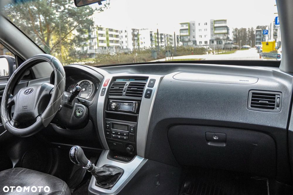 Hyundai Tucson 2.0 CRDi VGT 2WD GLS - 10