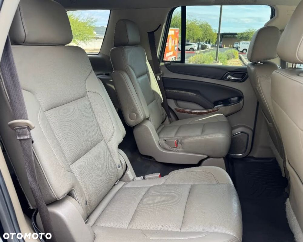 Chevrolet Tahoe - 19