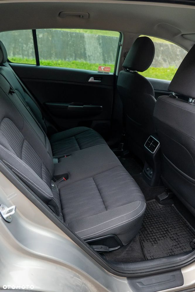 Kia Sportage 1.7 CRDI L 2WD - 27