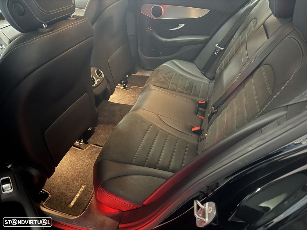 Mercedes-Benz C 300 de AMG Line - 10