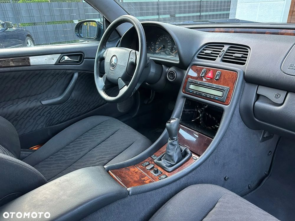 Mercedes-Benz CLK 200 Kompressor - 12