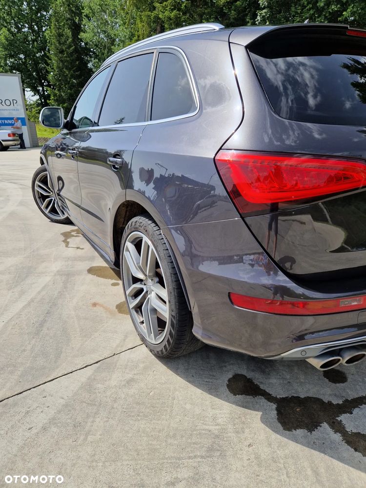Audi SQ5 - 5