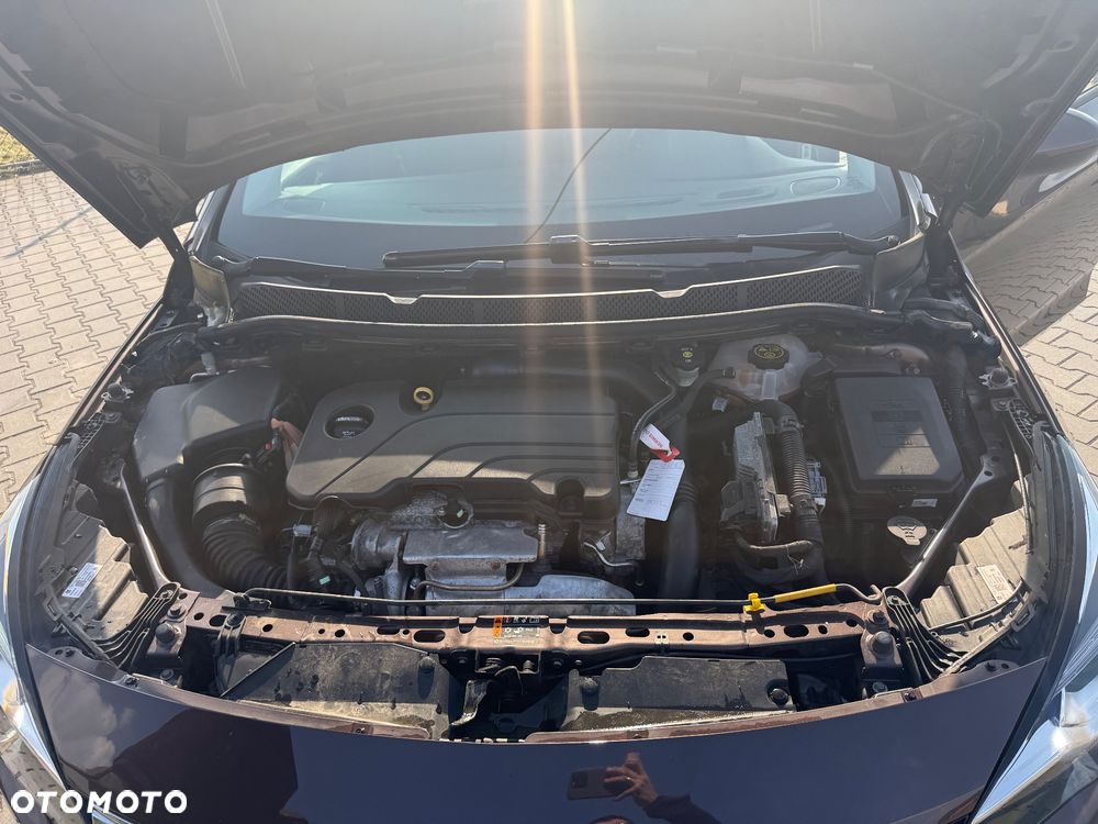 Opel Astra 1.4 Turbo Innovation - 36