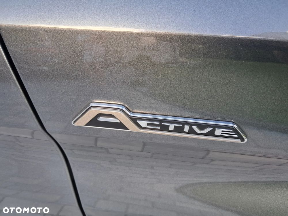 Ford Tourneo Connect Grand - 22