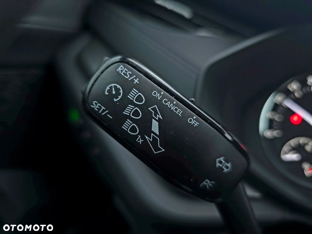 Skoda Octavia 2.0 TDI Ambition DSG - 18