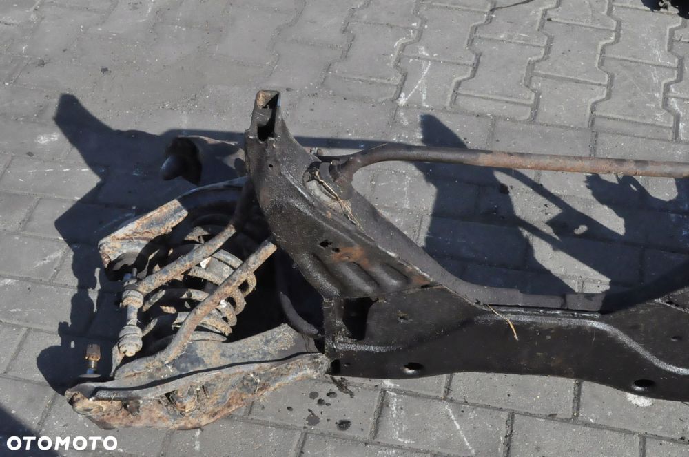 FORD GRANADA I GLX 72-77 3.0 V6 138KM SANKI ZAWIESZENIA PRZÓD 57tys km - 9