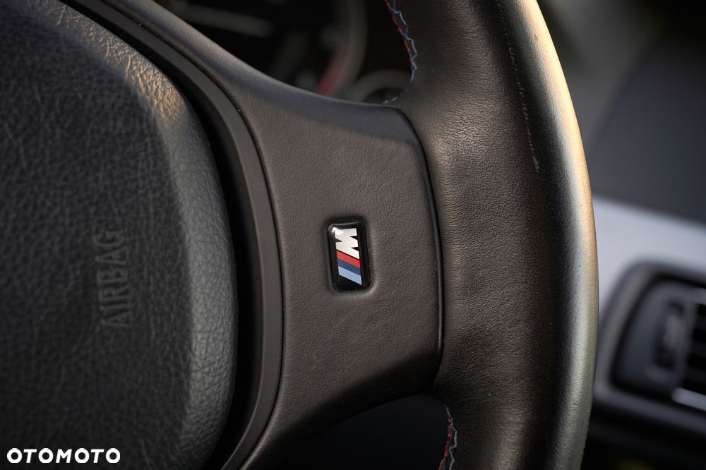 BMW Seria 5 520d Luxury Line - 13