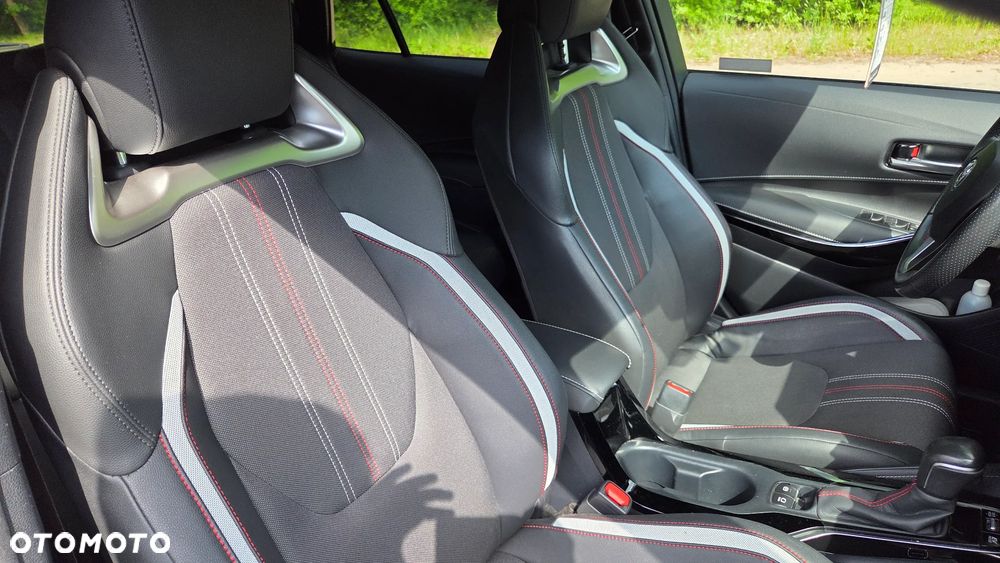 Toyota Corolla 2.0 Hybrid GR Sport - 14