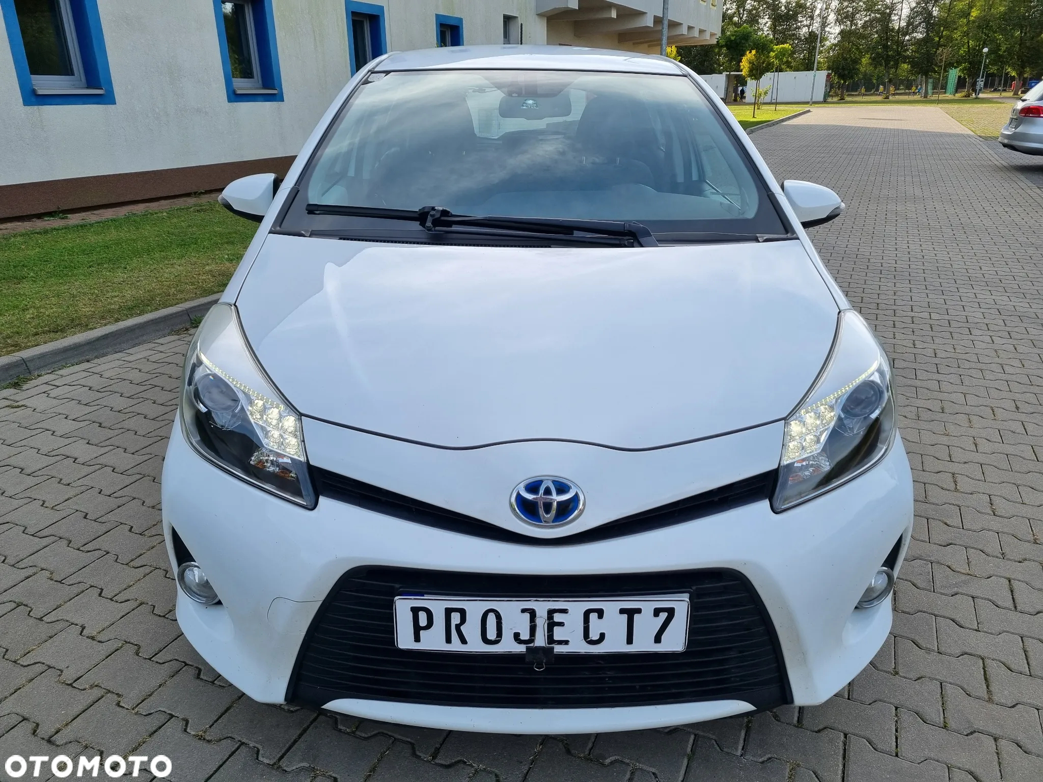 Toyota Yaris Hybrid 1.5 VVT-i Style - 31