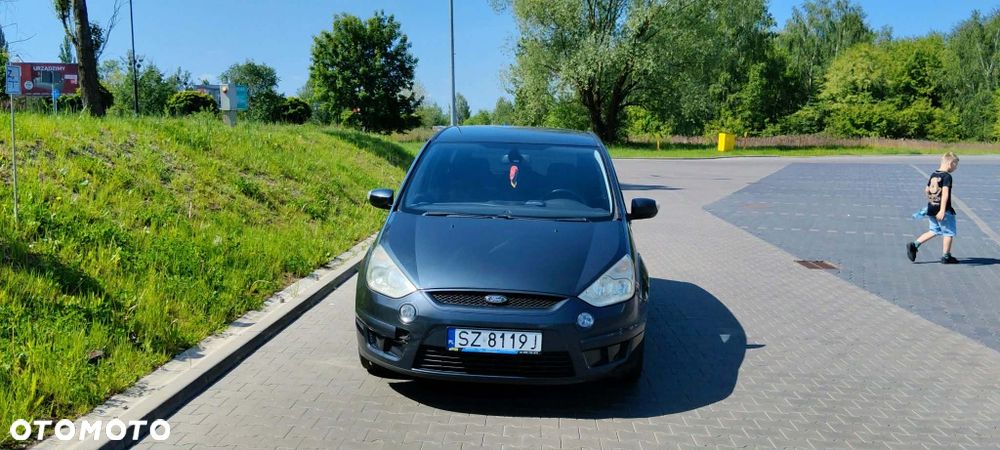 Ford Inny - 1