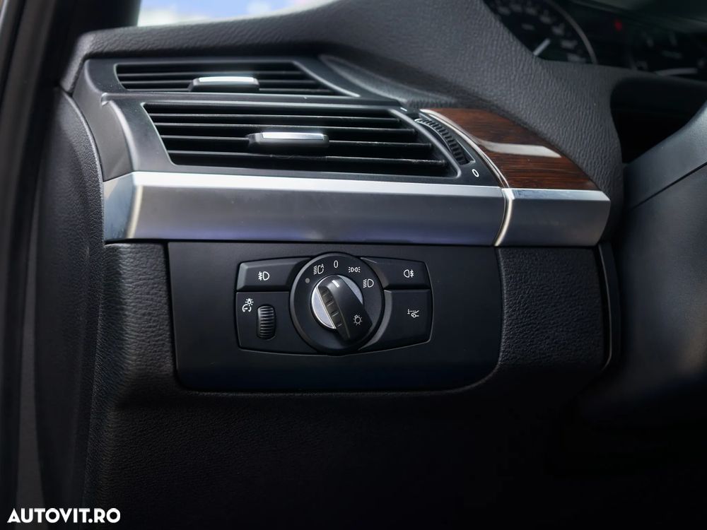BMW X5 xDrive40d - 14