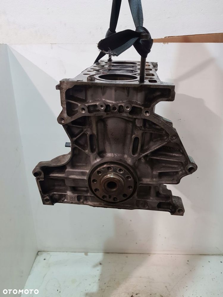 dół silnika b4204t38 volvo v60 s60 v40 2 ii 2.0 t2 drive-e 122 km - 5