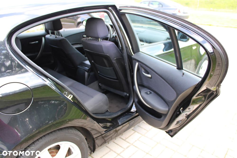 BMW Seria 1 116i - 29