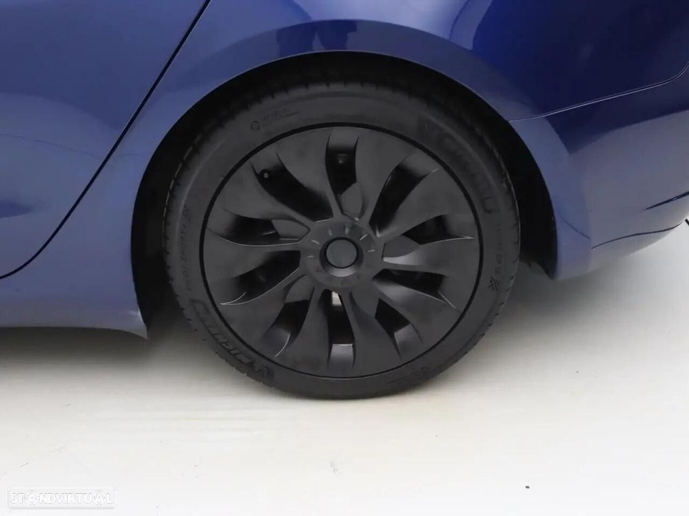 Tesla Model 3 Standard RWD - 19