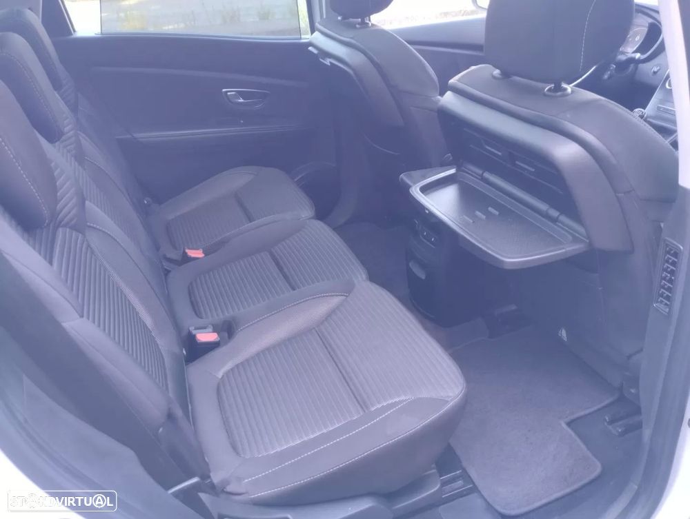 Renault Grand Scénic ENERGY dCi 130 INTENS - 14