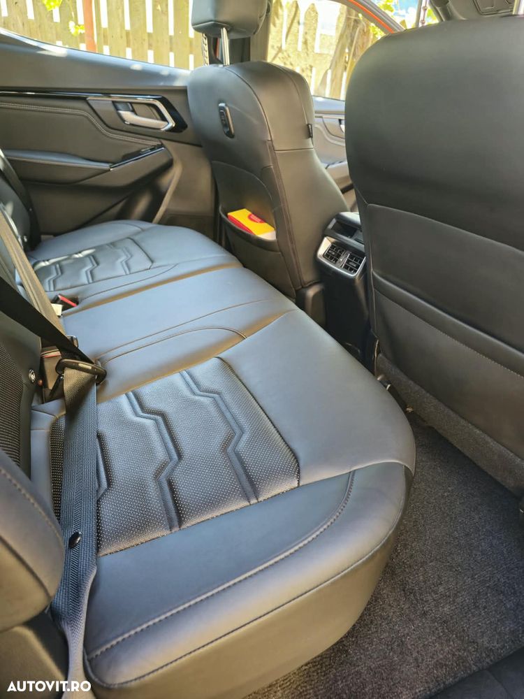 Isuzu D-Max 1.9 DSL 4x4 Double Cab AT Executive - 39