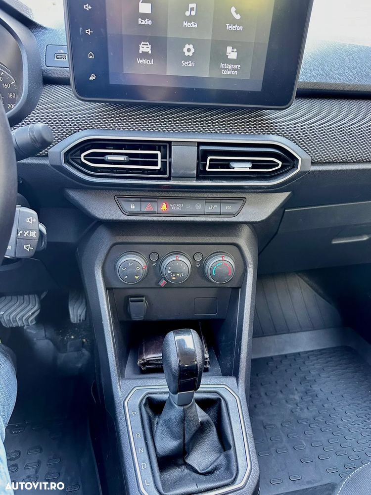 Dacia Logan TCe 90 CVT Expression - 10