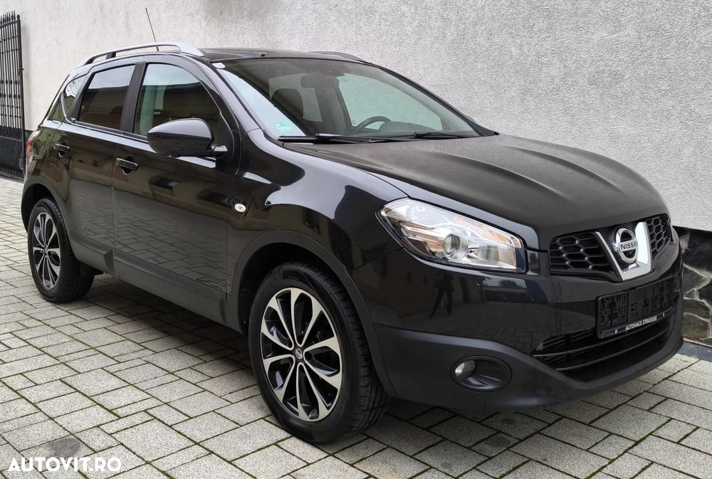 Nissan Qashqai 2.0 dCi DPF 4x4 Aut tekna - 2