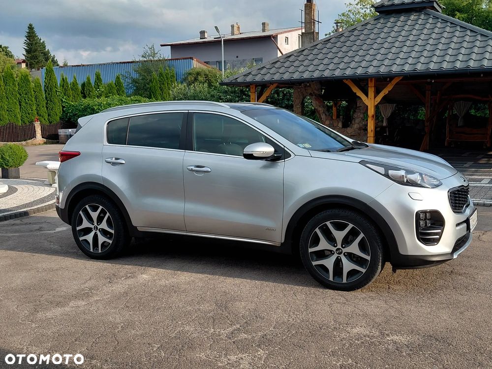 Kia Sportage 2,0 CRDI AWD GT Line - 4