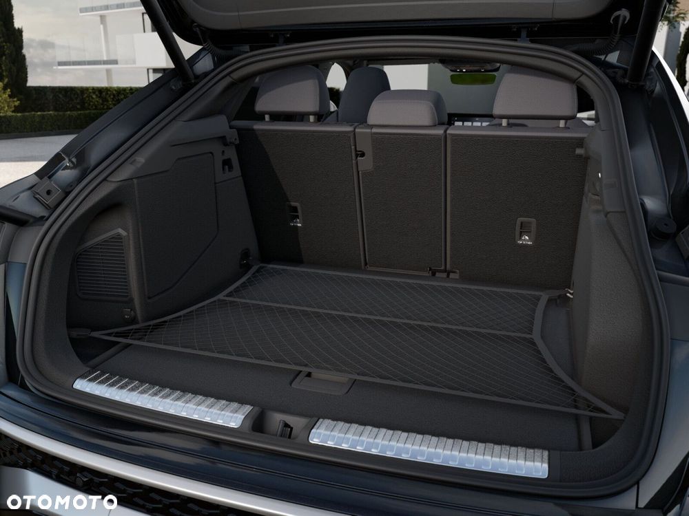 Audi Q3 Sportback - 11