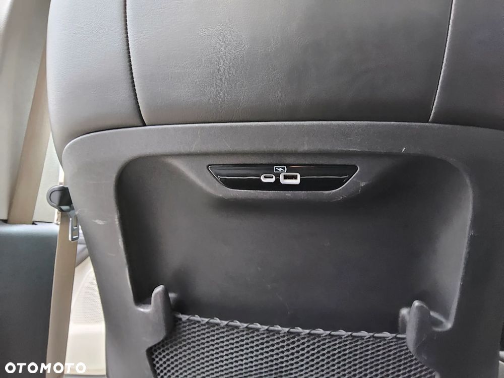 Chrysler Pacifica - 7